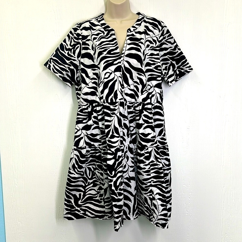 Chicos - Poplin Black And White Palm Print V Neck Short Sleeve Dress Size 14 - Picture 2 of 11